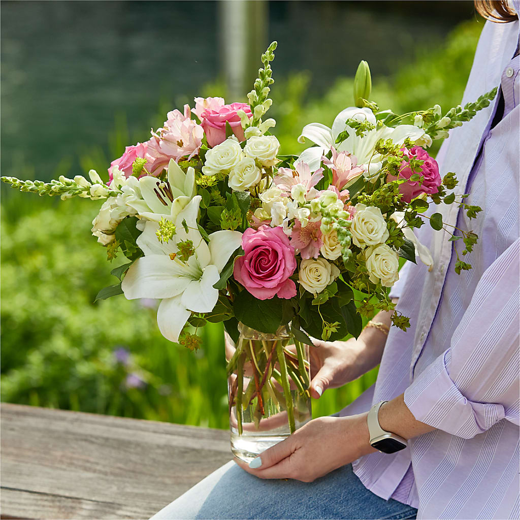 Fondly Bouquet – UP UP & AWAY FLORAL & EVENT PLANNING, Lumberton NC